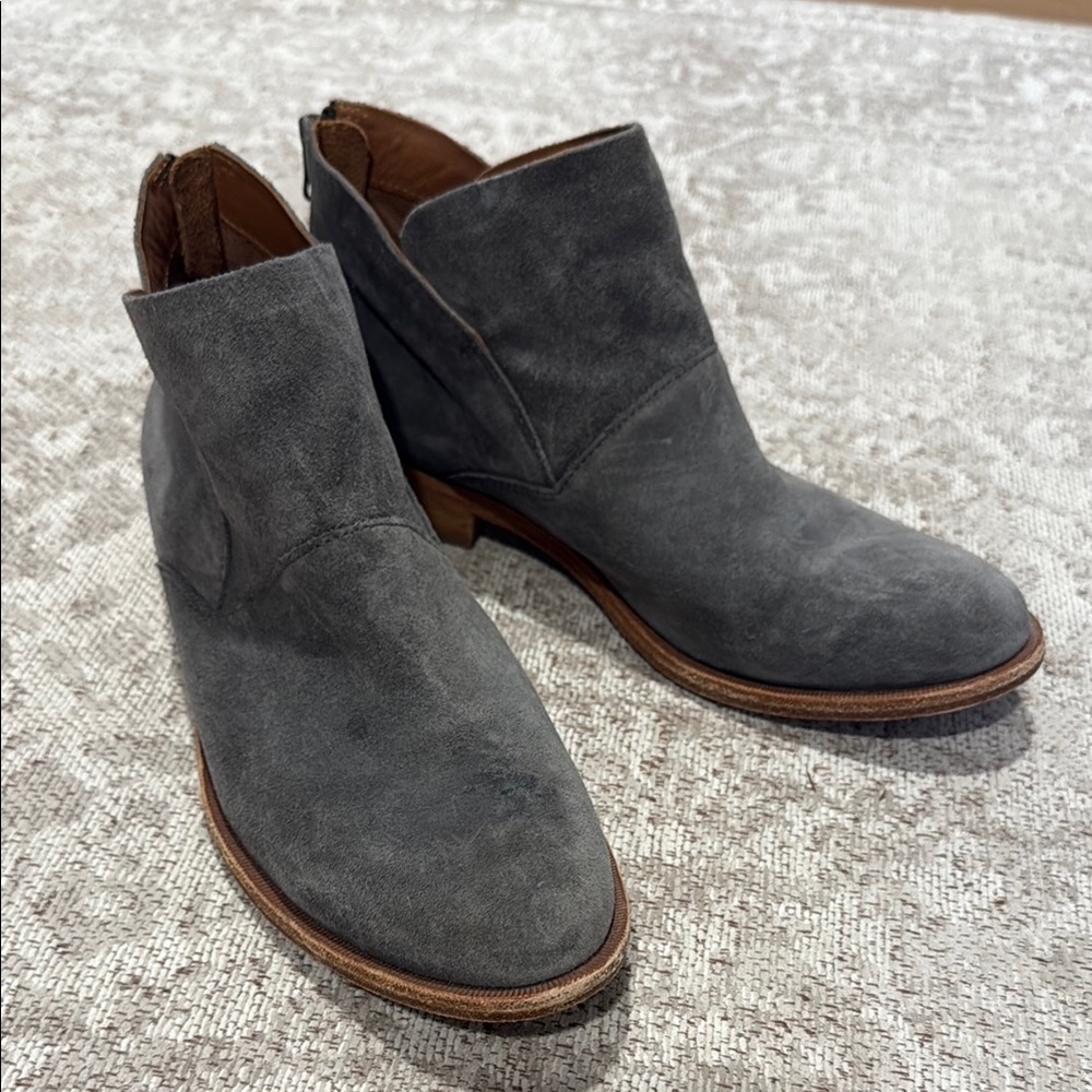 Kork Ease Ryder Gray Suede Ankle Bootie Womens 9